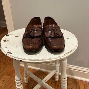 Men’s Johnston & Murphy tassel loafer. Any reasonable offer accepted.